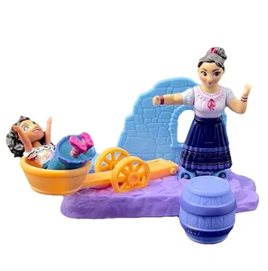 Disney Encanto Articulating Mirabel + Luisa Madrigal Super Strength Catapult Set - Picture 1 of 5