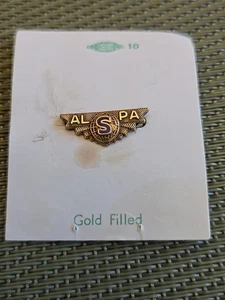 Vintage Airline Pilots Association Lapel Pin 10k Gold Filled New On Card - Picture 1 of 6