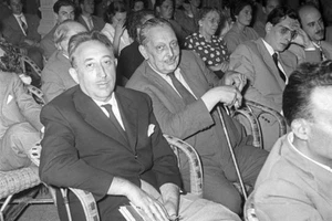 Poeta italiano Lucio Piccolo novelista italiano Giuseppe Tomasi di Lam - Foto 4x6 - Imagen 1 de 1
