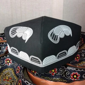 New National headwear Andijan Duppi Uzbek hat Skullcap Tubeteika Ethnic Gift - Picture 1 of 4