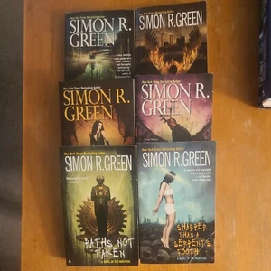 Mixed Lot 8 Simon R. Green Nightside Novels, Urban Fantasy, Please Look! - Imagen 1 de 12
