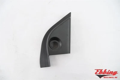 Passenger RH Remote Mirror Mounting Trim 95372081 Fits 12-20 Chevy Sonic 703290 Foto 1 de 4