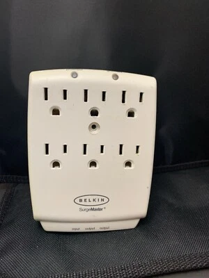 Belkin SurgeMaster Surge Protector Wall-Mount Surge Protector, F9H620-CW, AS IS - Image 1 of 2