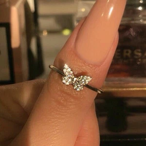 Atemberaubender ausgefallener Schmetterling-Ring rundschliff simulierter Diamant 14 Karat Weißgold plattiert - Bild 1 von 4