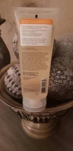 Murad Essential-C Cleanser - Picture 1 of 2