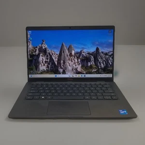 Dell Latitude 7320 13.3" Core i7-1185G7 @ 3.00GHz 16GB RAM 256GB SSD Windows 11P - Picture 1 of 7