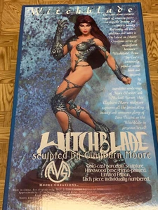 Witchblade Clayburn Moore Porcelain Satue 1997 #1598 Of 5000 - Picture 1 of 12