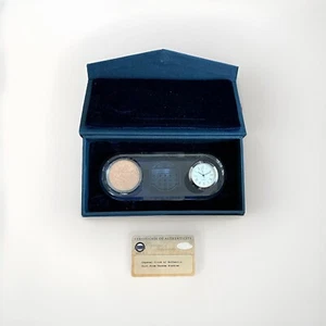 Yankee Stadium Crystal Clock 2008 Game Used Dirt Final Season Steiner Sports COA - Picture 1 of 8