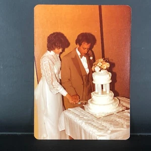 Vintage 1980s Wedding Photo Snapshot Mindy Grand Husband Wife Wedding Day Cake  - Picture 1 of 4