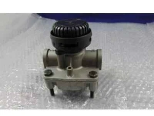 Neu Original Mercedes Benz Arocs Actros Bremsrelaisventil A0044296244 - Bild 1 von 2