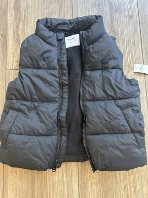 NWT Old Navy Size XS (5) Boy’s Puffer Vest - Black - Image 1 of 2