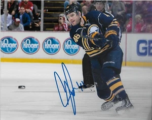 Foto original autografiada de Buffalo Sabres Cody Franson 8x10 - Imagen 1 de 2