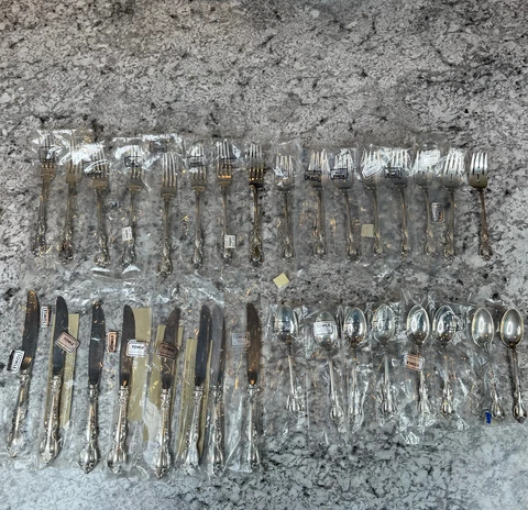 Spanish Provincial Towle Sterling Silverware Set For 8 (32 Pcs ) NEW Flatware Cover