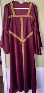 California Costume Burgundy Velvet Medieval Renaissance Dress Gown Size Small - Picture 1 of 10