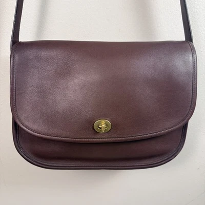 Vintage COACH Brown Leather City Bag Shoulder Bag Handbag #9790 Keychain - Image 1 of 4