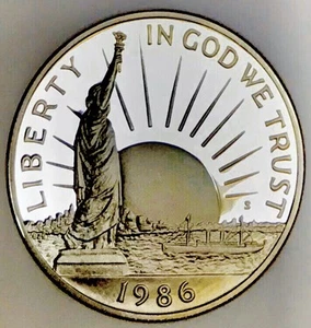 1986***PROOF STATUE OF LIBERTY HALF DOLLAR COMMEM! MUSEUM WORTHY! RARE #M290_824 - Picture 1 of 2