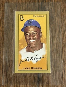 2025 Topps T205 - JACKIE ROBINSON - Gold Leaf SSP /25 - Brooklyn Dodgers - Bild 1 von 2