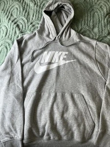 Nike Boys Large Gray Sweatshirt - Picture 1 of 3
