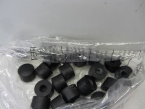 Genuine BMW E30 Radiator Mount Set, 17 11 1 178 412 - Picture 1 of 8
