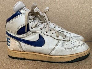 nike vintage shoes mens