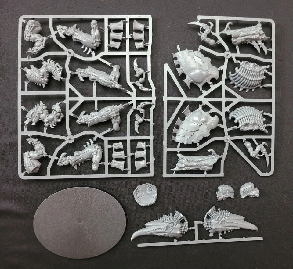 Exocrine Warhammer 40K Tyranids Tyranid - Image 1 of 1