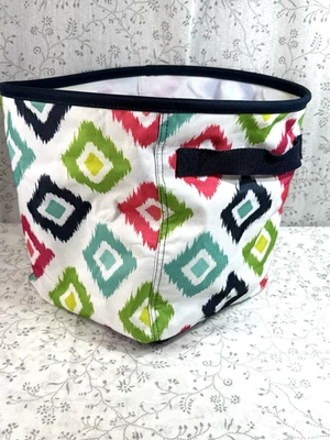 Retired Thirty One 实用桶糖果角图案 — 第 1/4 张图片