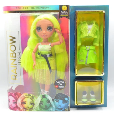 Muñeca Rainbow High Collection Karma Nichols Verde Neón Moda Muñeca Accesorios Foto 1 de 2