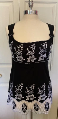 Camiseta túnica BCBGMAXAZRIA para mujer negra ajustada y acampanada bordada sin mangas S Foto 1 de 4