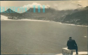 WW2 Photo Royal Navy Lieutenant Looking to Table Mountain 6 x 4 inches original - Picture 1 of 4