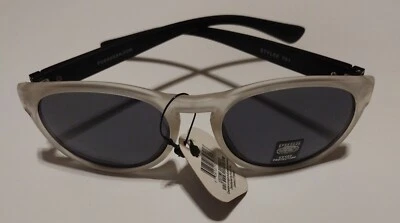 PUGS Sunglasses Frosty White Frame with Black Bows UV400 - NWT style 701 - Image 1 of 4