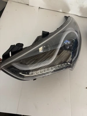 2012-2017 Hyundai Veloster Halogen w/ LED DRL Headlight LH Left Driver Side OEM - Image 1 of 3