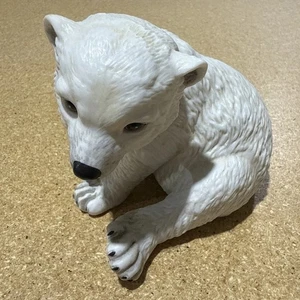 VTG 1985 Abercrombie Polar Bear Cub Figurine Roger Brown Wilderness Babies LE - Picture 1 of 7