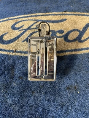 Регулирующие направляющие для нижнего обогревателя Ford Consul Zephyr Zodiac Mk 2 - Изображение 1 из 4