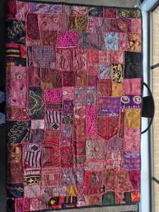Large Vintage Indian Patchwork  | Handcrafted Embroidered Textile Ar - Foto 1 di 6