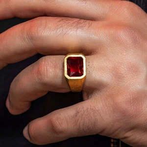 Anillo básico de plata de ley 925 enchapado en oro rectangular piedra rubí rojo para hombre - Imagen 1 de 4