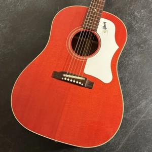 Gibson 2011 J-45 ADJ Cherry 1968 Reissue acoustic guitar - Picture 1 of 8