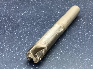 Iscar Heli2000 3/4" Dia Indexable End Mill E90A-D.75-2-C.75-B APKT Inserts .75 - Picture 1 of 6
