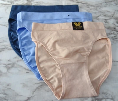 Wacoal 834175# B-Smooth Hi-Cut Brief 3-Pack Panties US Size S - Image 1 of 4