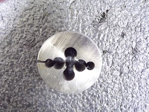 Round Adjustable Die, UNF, Die Thread Size: 7/16"-20 10T771(TS) - Picture 1 of 6