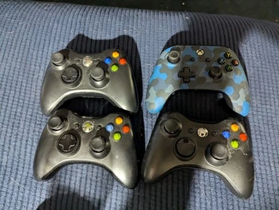 Official Microsoft Xbox 360 Wireless Controller Bundle Job Lot x 4 Untested - Image 1 of 4