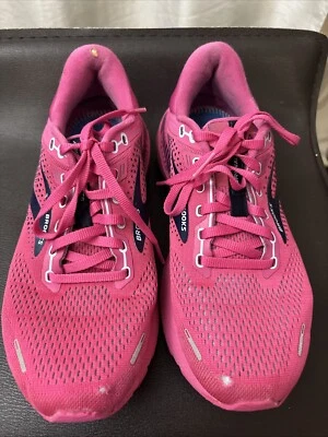 Zapatos para correr Brooks Adrenaline GTS 22 para mujer estilo rosa intenso 1203531B684 talla 9,5 Foto 1 de 4