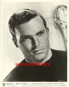 RETRATO PUBLICITARIO VINTAGE Ty Hardin + AUTÓGRAFO - SEXY BASTANTE GUAPO '63 - Imagen 1 de 2