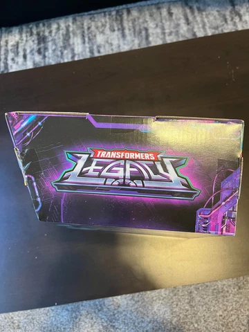 Hasbro F3062 Transformers Toys Generations Legacy - Multicolor Cover