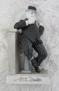 W.C. Fields Figurine Licensed No. 1554 B&W 6-1/2” Tall Ceramic Statue 1988 - Picture 1 of 10