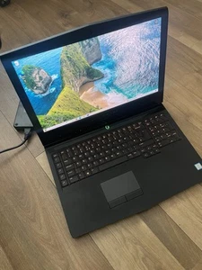 Alienware 17 R4 Laptop Intel Core i7-7820HK 32GB RAM 1TB HDD and 2TB SSD - Picture 1 of 11