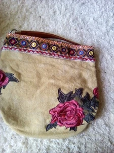 Chillx Woman's Boho Retro Purse - Picture 1 of 6
