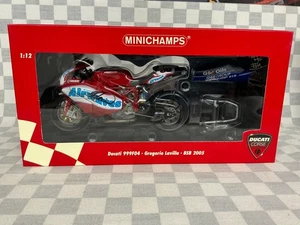 1/12 MINICHAMPS SIGNED LAVILLA DUCATI 999F04 BSB 2005 CHAMPIONSHIP WINNING BIKE - Picture 1 of 20