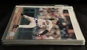 (52) LOTE DE FOTOS FIRMADAS AUTOGRAFIADAS 8X10 BÉISBOL BALTIMORE ORIOLES JOHN MAINE - Imagen 1 de 1