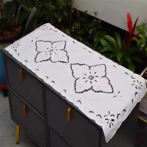 Tapete de mesa corredor de encaje con flores bordadas vintage de 14"x34" boda fiesta - Imagen 1 de 15