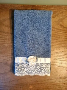 Vintage Dundee Cotton Hand Towel Lace Trim Satin Flowers Blue - Picture 1 of 9
